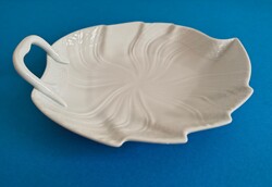 Herendi porcelán, festetlen fehér kínáló tál