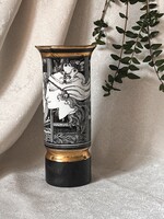 Hollóházi Jubileumi Pillangós porcelán váza Szász Endre grafikájával kézzel aranyozva (21k)