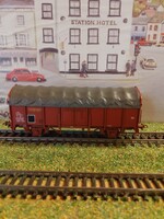 Vasútmodell H0 ponyváskocsi