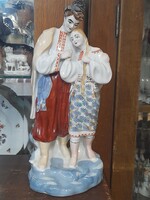 Retro Orosz Népviseletes Fiatal Szerelmespár Porcelán Figura.28 cm.