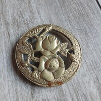 Szép régi áttört réz rózsás ajtódísz/falidísz (7,7x1 cm)