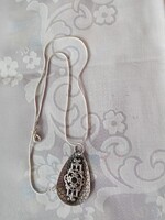 Régi,  iparművészeti ötvös  ezüstözött réz medál lánc nélkül