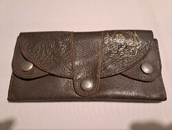 Régi Kalapgyári bőr pénztárca pecséttel 1967-ből