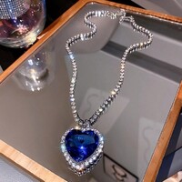 Óceán Szíve Nyaklánc Kristály Medál És 5A Cirkónia Kövekkel Nemesfém Hipoallergén + Ékszerdoboz. Új.