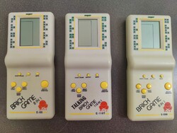 Eredeti Brick Game játék konzol