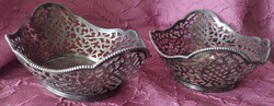 Gyönyörű áttört ezüstözött ovális tálka kínáló kosár asztalközép dísz párban