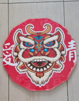 Nagy színes kínai oroszlántáncos maszk, 60x60 cm, falra akasztható.