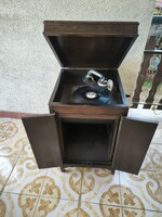 Antik kurblis mechanikus Gramofon hanglemez jàtszó működik ! Zenegép zene lejàtszó. Youtube videó!