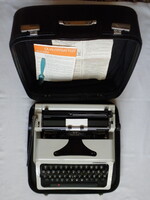 Erika táskaírógép, DDR, kitűnő