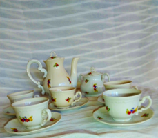 Zsolnay 5-Person Mokkás Set with Floral Pattern