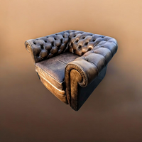 Eredeti Chesterfield stílusú club fotel.