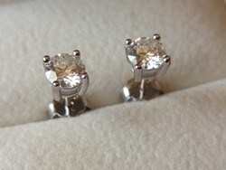 Moissanit gyémánt  0.5 ct 925 ezüst fülbevaló