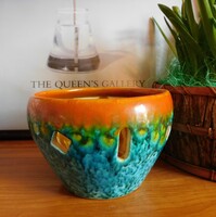 Péter Ferencné ablakos kaspó/virágrendező