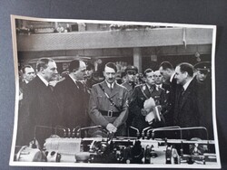 Adolf Hitler a Berlini Autókiállításon 1935 – III. Birodalom propaganda fotó