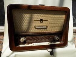 Terta rádió - magnó, 1958. Terta / T- 426-M / rádió és Terta 811 magnó. Mindene működik.