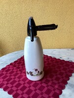 Egy literes szódás szifon.