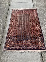 Antik kézi csomózású perzsa szőnyeg 136x89 cm.