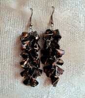 Fekete arany színű, márványos mintázatú bigyibogyós függő jellegű fülbevaló