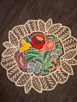 Kézzel hímzett, riselt Kalocsai terítő