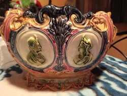 XIX. sz. Majolika kaspó