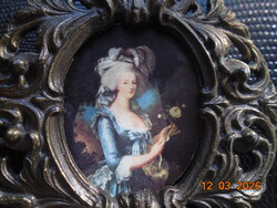 Díszes barokk bronz ráma Marie-Antoinette rózsás portréja nyomatával