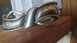 Antikolt ART-DECO  bross - MASNI - exclusív megjelenés - 5,5 cm - jól-záródó  kapoccsal  -l-