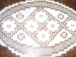 Csodaszép szecessziós stílusban készült fehér kézimunka csipke terítő