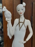Art Deco Capodimonte Giuseppe Armani 1987 Florence Úri Hölgy Papagájjal Szobor,Fa Talapzaton.34 cm.