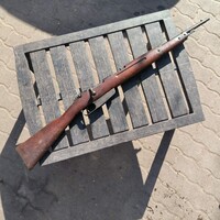 2. vh-s Carcano karabély, puska hatástalanítva, rengeteg beütővel