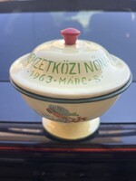 Zománc nőnapi tégely.1963-ból.