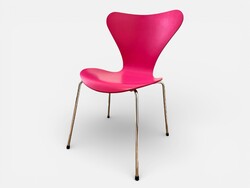 Arne Jacobsen - Series 7 szék, Fritz Hansen, 1994, pink, eredeti