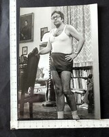 Cca. 1970 MÁRKUS LÁSZLÓ SZÍNMŰVÉSZ PRIVÁT LAKÁSÁBAN KÉSZÜLT KORABELI EZÜSTZSELATIN FOTÓ FÉNYKÉP