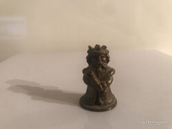 MINIATŰR - KIRÁLY - 4 dkg - TÖMÖR - NEHÉZ - 2,8 x 1,8 cm - RETRO - OSZTRÁK - HIBÁTLAN