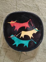 Bodrogkeresztúri bikás tányérok