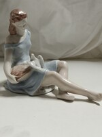 Drasche porcelán galambot etető lány figura - 18 x 13 cm