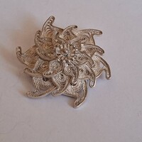 Vintage, régi ezüst kézműves bross