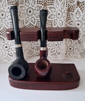 Fából készült pipatartó 3 db pipa részére  mahagóni színben