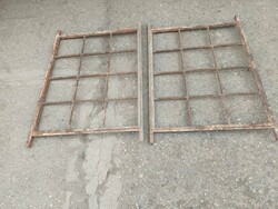 Antik kovácsolt vas ablakok régi kovácsoltvas gyár ablakok