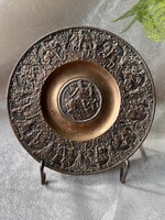 Antik domborműves réz-bronz ötvözet Ferdinánd fali tál II.