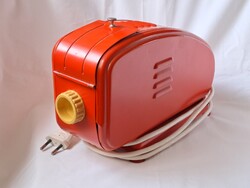 Szép állapotú, működő, ritkább, narancssárga színű Lemezárugyári diavetítő gyári dobozzal