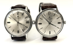 2 Dbjunghans legendary wristwatches with precise movement, one with a new chromed case and leather strap. 31 Mm