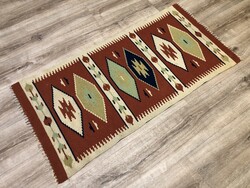 TORONTÁLI kézi szövésű gyapjú szőnyeg, 58 x 125 cm