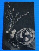 Húsvéti  képeslap - váza, kosár tojással