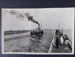 Rouville–Deauville (Franciaország), kikötő kijárata, Le Havre felé induló hajó, kb. 1920–30-as évek