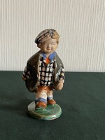 Ritka Szécsi Jolán kockás sapkás fiú kerámia figura (C0092)