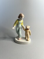 Aquincumi kislány macival