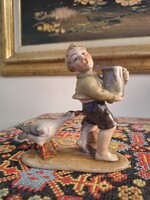 Bertram menekülő kisfiú libával