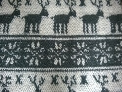 DORMEO gyapjú takaró-falvédő rénszarvas mot.,körben szegve, 140x200 cm