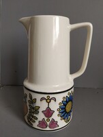 Kézi festésű fajansz kancsó