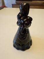 Kerámia szobor lány cicával a kezében